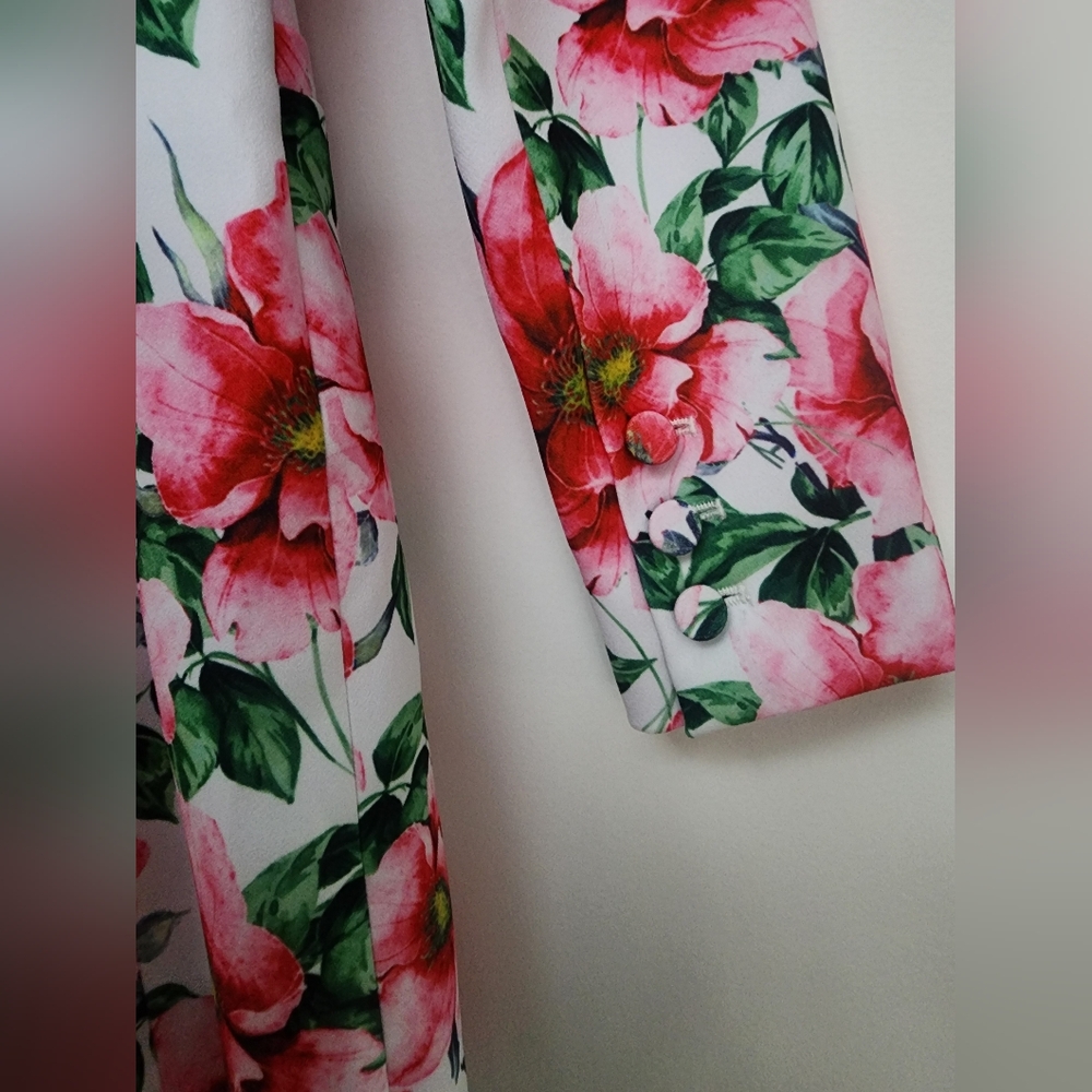 Dress - Picture 6 of 10